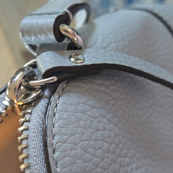 Kate Spade Light Gray Hanna Southport Avenue Crossbody Pebble Leather Bag - Picture 8 of 17